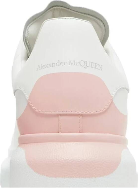 Alexander McQueen Witte Sneakers Geperforeerde Ronde Neus