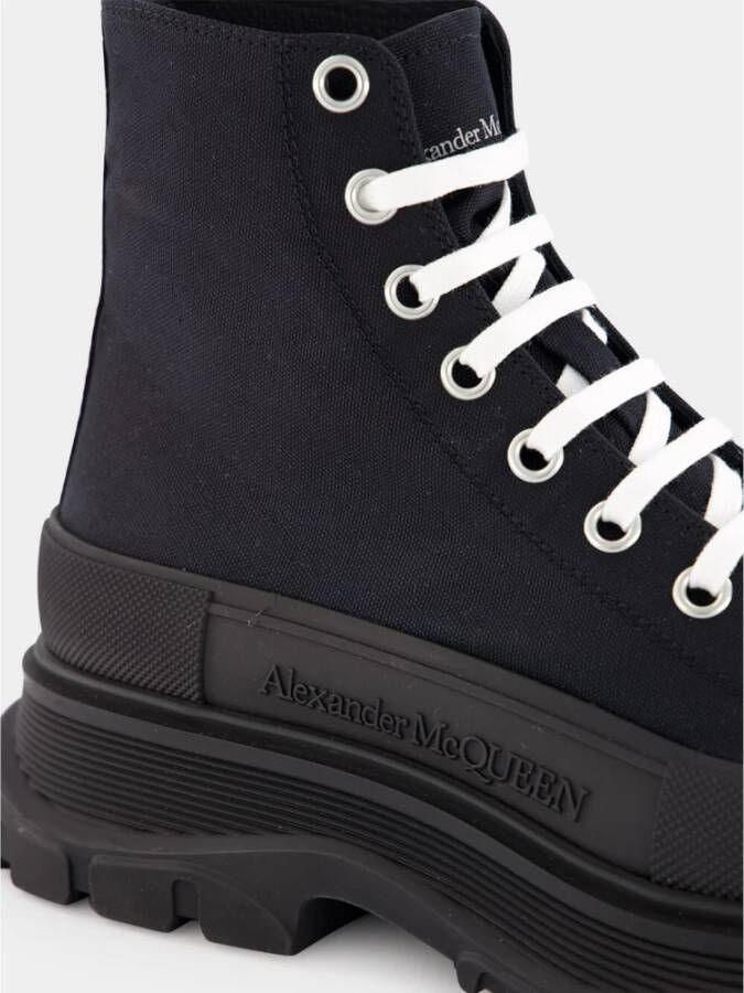 Alexander McQueen Zwarte Canvas Veterschoenen met Rubberen Zool