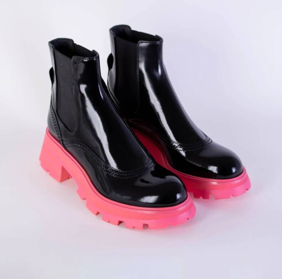 alexander mcqueen Zwarte leren Fluo Pink Sole Chelsea laarzen Black Heren