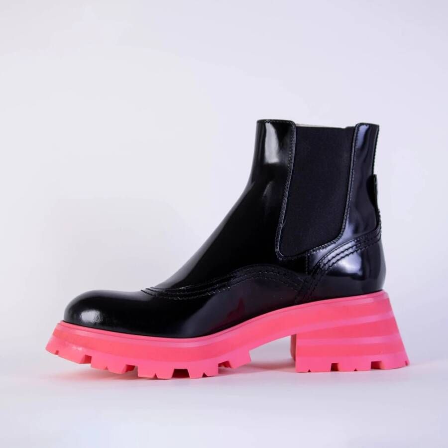 alexander mcqueen Zwarte leren Fluo Pink Sole Chelsea laarzen Black Heren