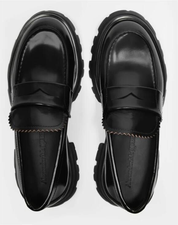 Alexander McQueen Zwarte leren loafers met rubberen zool