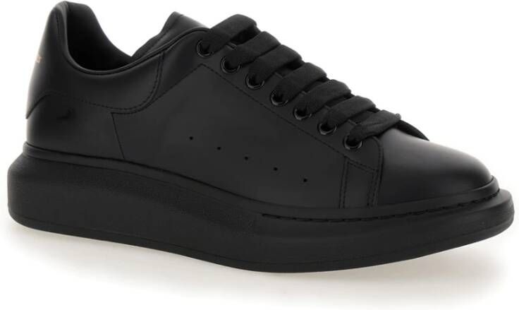 alexander mcqueen Zwarte Logo Sneakers met Oversized Zool Black Heren