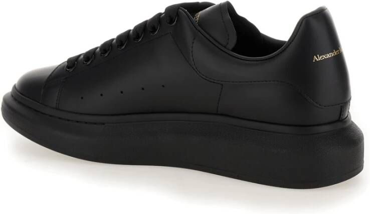 alexander mcqueen Zwarte Logo Sneakers met Oversized Zool Black Heren