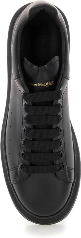 alexander mcqueen Zwarte Logo Sneakers met Oversized Zool Black Heren