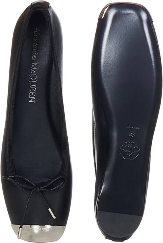 alexander mcqueen Zwarte platte schoenen van McQueen Zwart Dames