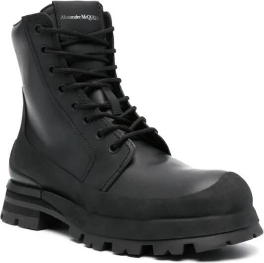 alexander mcqueen Zwarte Veterschoenen met Flared Rubberen Zool Black Heren