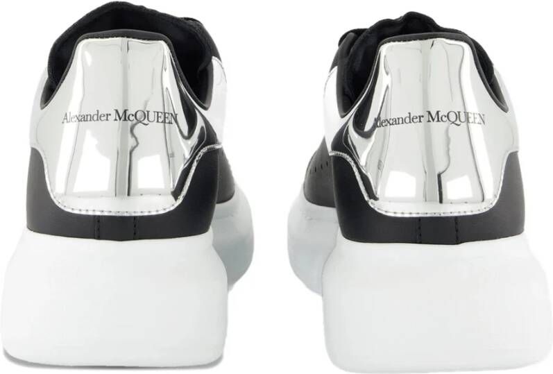 Alexander McQueen Zwarte Veterschoenen met Merkhiel