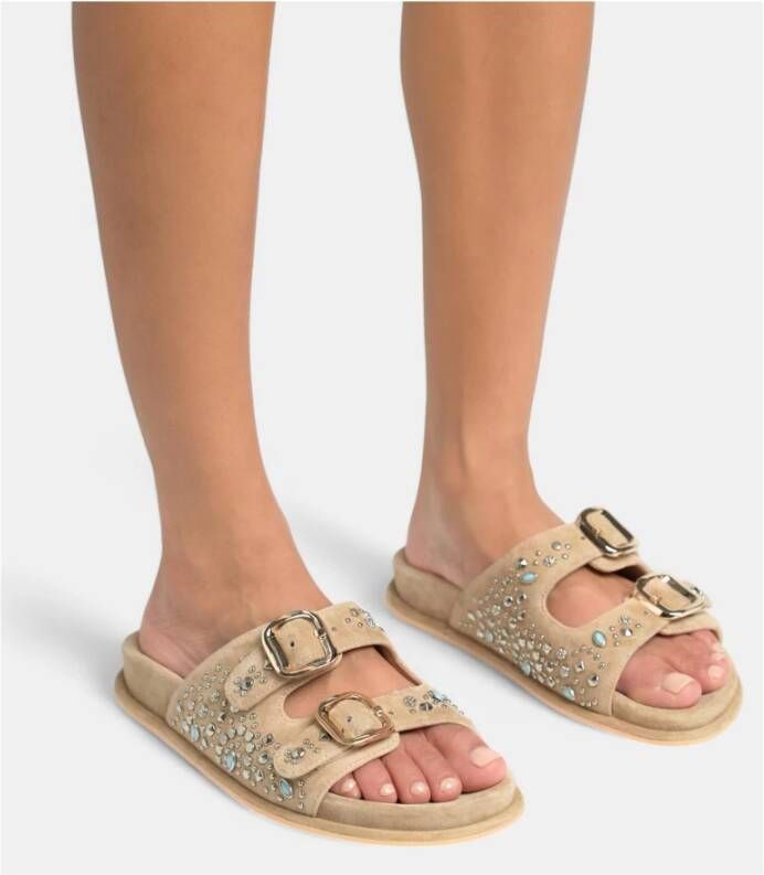 Alma EN Pena Comfortabele sandaal met studs