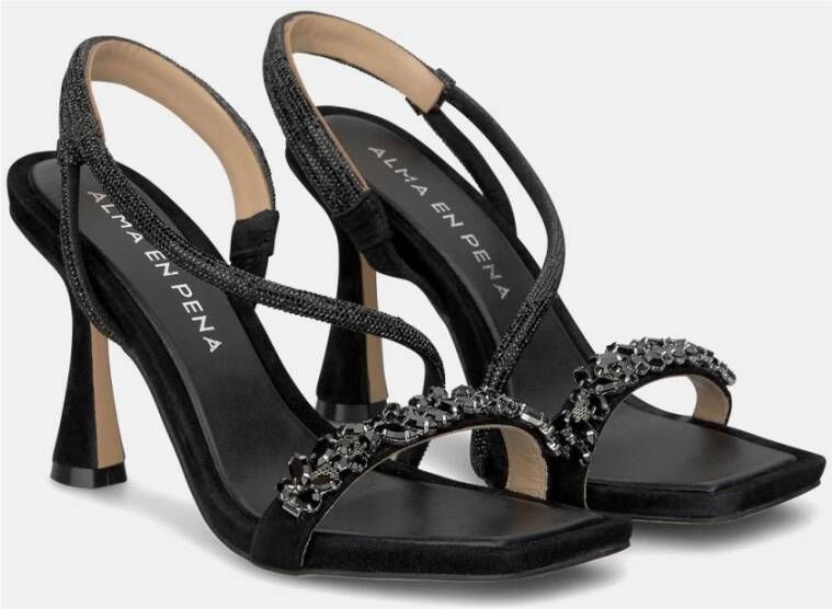 Alma en Pena Gespen haksandaal Black Dames