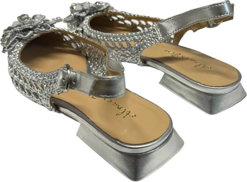 Alma en Pena Gevlochten leren ballerina met 3cm hak Gray Dames