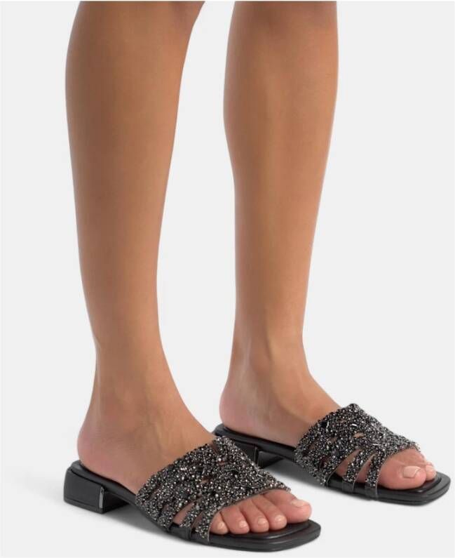 Alma EN Pena Platte sandalen met strass