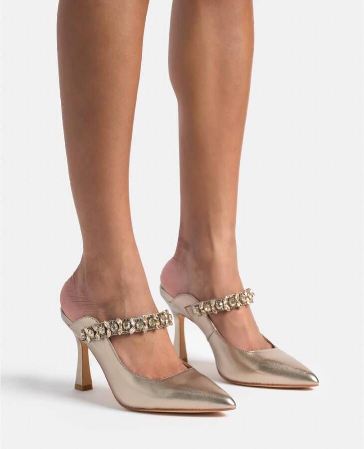 Alma EN Pena Rhinestone pumps