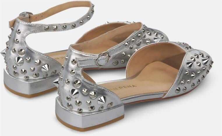 Alma EN Pena Studded crab sandals