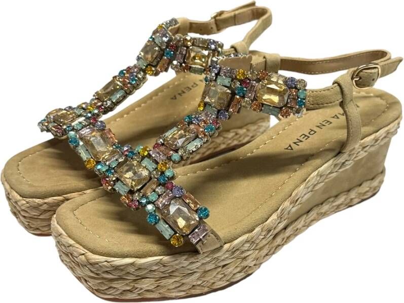 Alma en Pena Suede sandaal met stenen Beige Dames