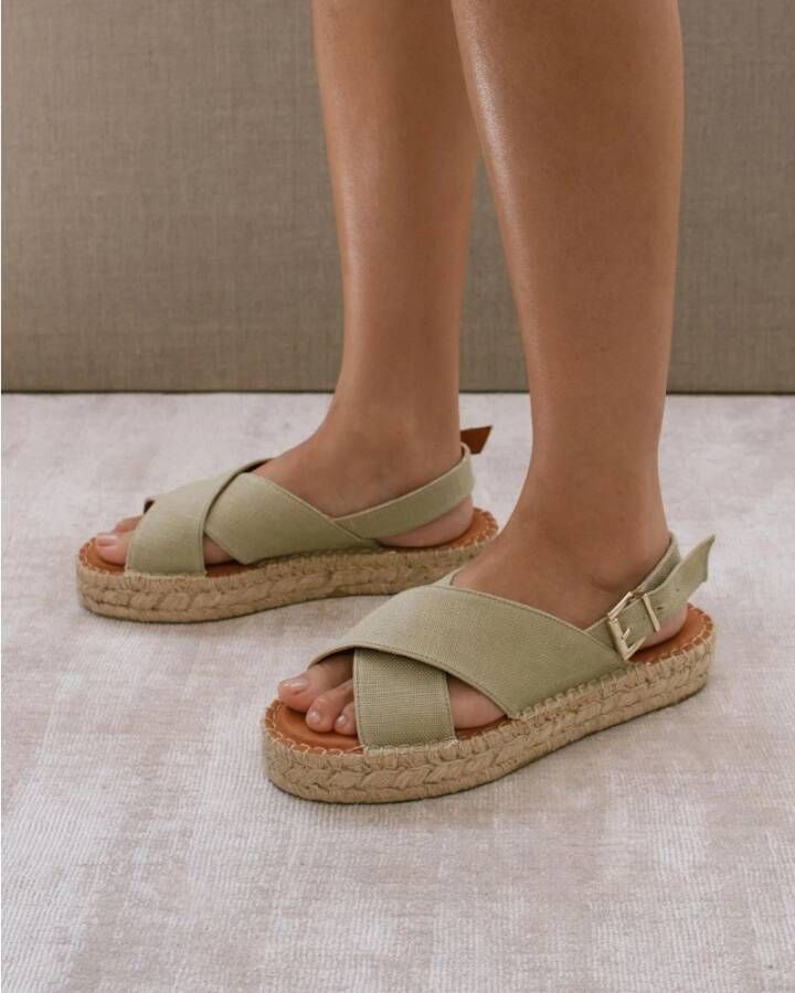 ALOHAS Platte sandalen Groen Dames