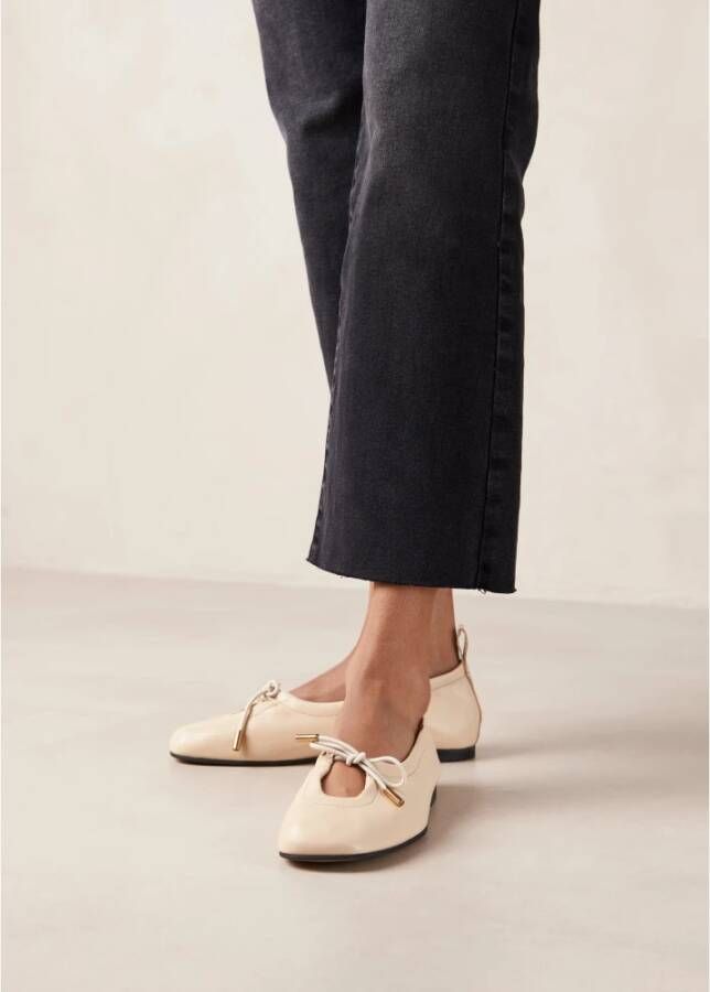 ALOHAS Rosalind Crème Leren Ballet Flats White Dames