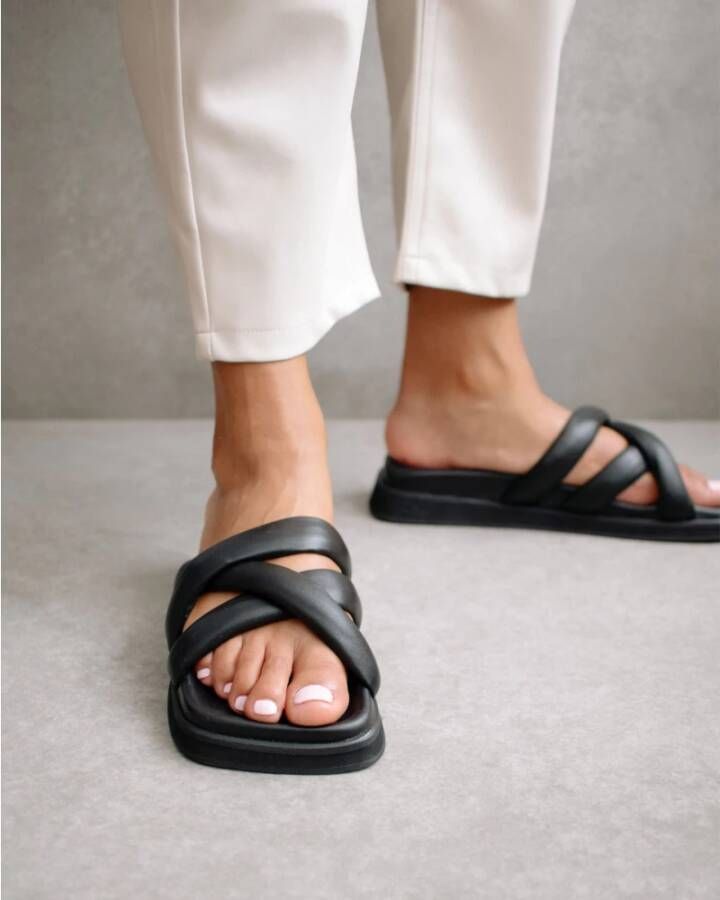 ALOHAS Teenslippers Sliders Zwart Dames