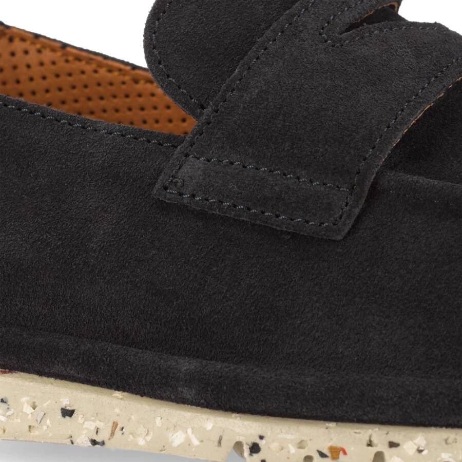 Ambitious Amber Suède Loafer