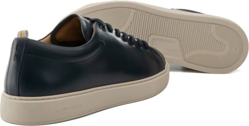 Ambitious Minimal Sneaker