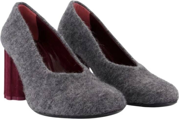 Ami Paris Grijze Wol Pumps Mohair Materiaal