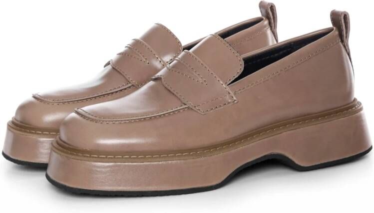Ami Paris Leren Loafer met Hart Studs Brown Heren