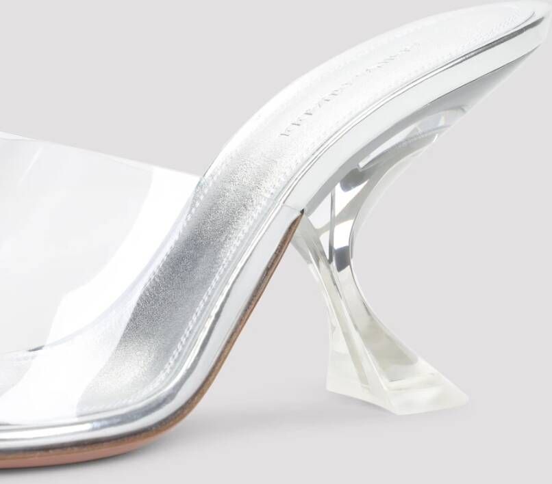 Amina Muaddi Glas Slip PVC Hakken 9cm
