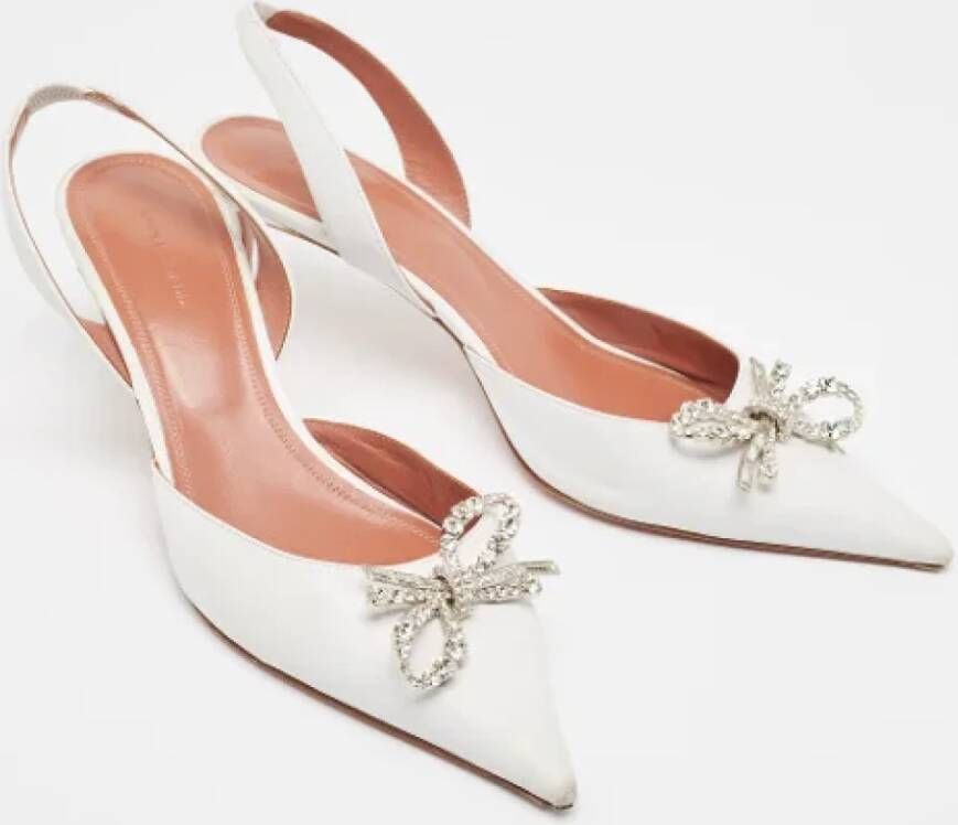 Amina Muaddi Pre-owned Leather heels White Dames