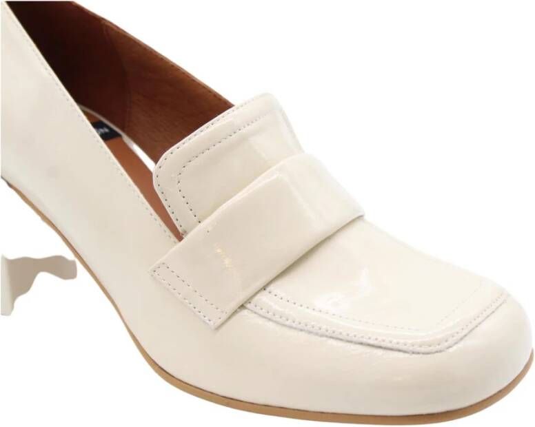 Angel Alarcon Bulldog Pomp White Dames