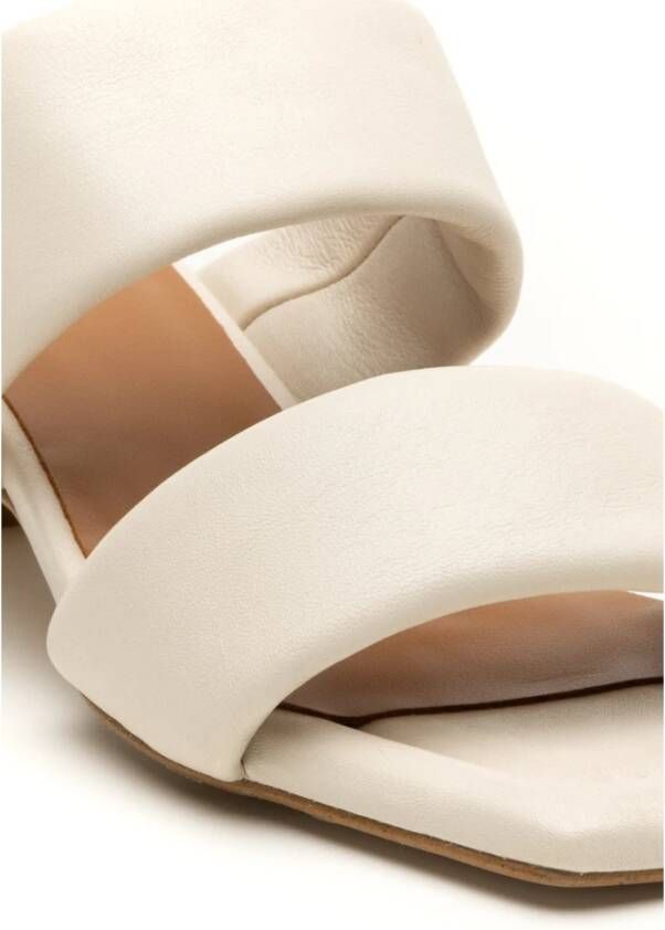 Angel Alarcon Flat Sandals White Dames