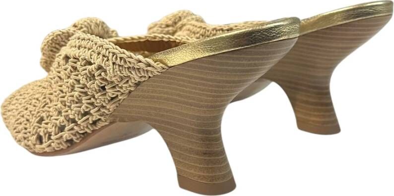 Angel Alarcon Gehaakte Comfort Hak Sandalen Beige Dames