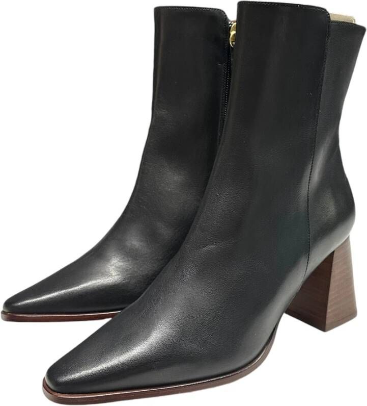 Angel Alarcon Leren enkellaarzen met 9cm hak Black Dames