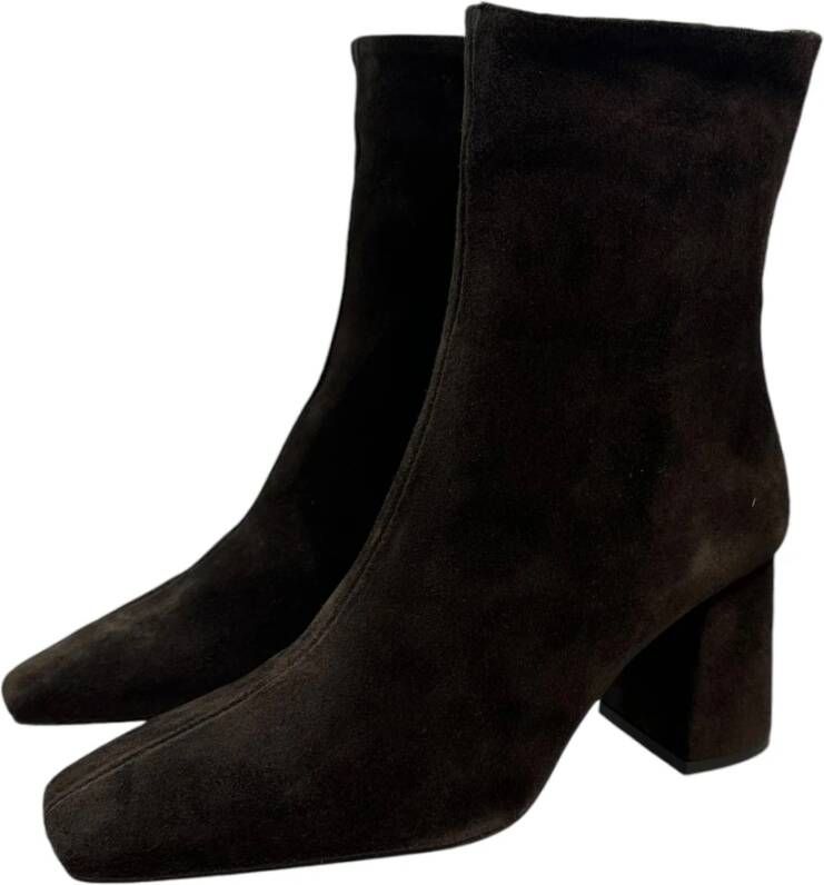 Angel Alarcon Suede enkellaarsjes met 9cm hak Brown Dames