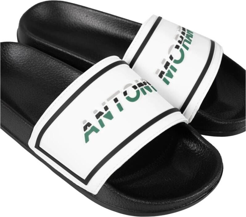Antony Morato Comfortabele Slippers met Ronde Neus Zwart Heren