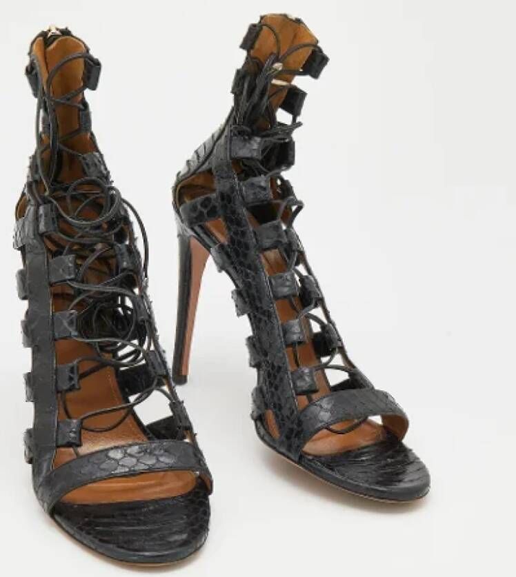 Aquazzura Pre-owned Fabric sandals Black Dames