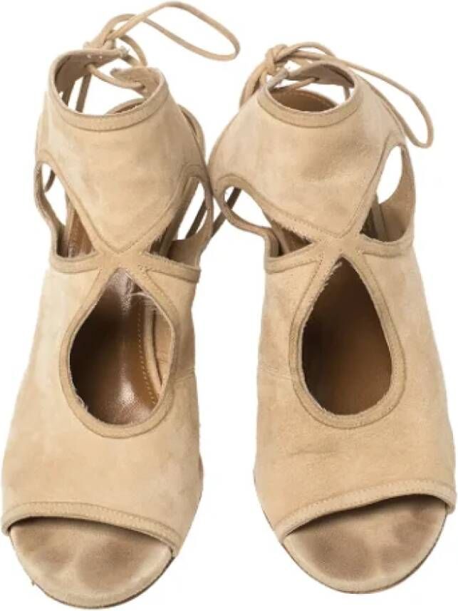 Aquazzura Pre-owned Suede sandals Beige Dames