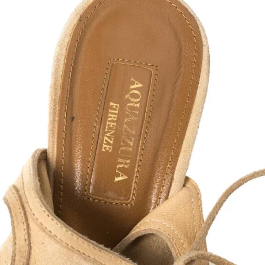 Aquazzura Pre-owned Suede sandals Beige Dames