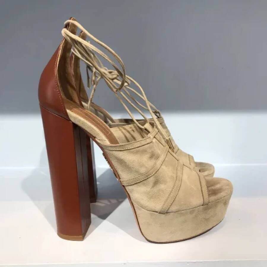 Aquazzura Pre-owned Suede sandals Beige Dames