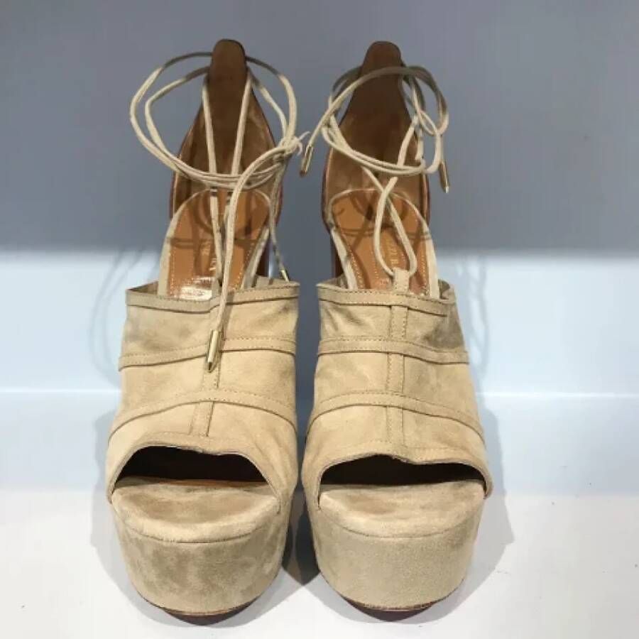 Aquazzura Pre-owned Suede sandals Beige Dames