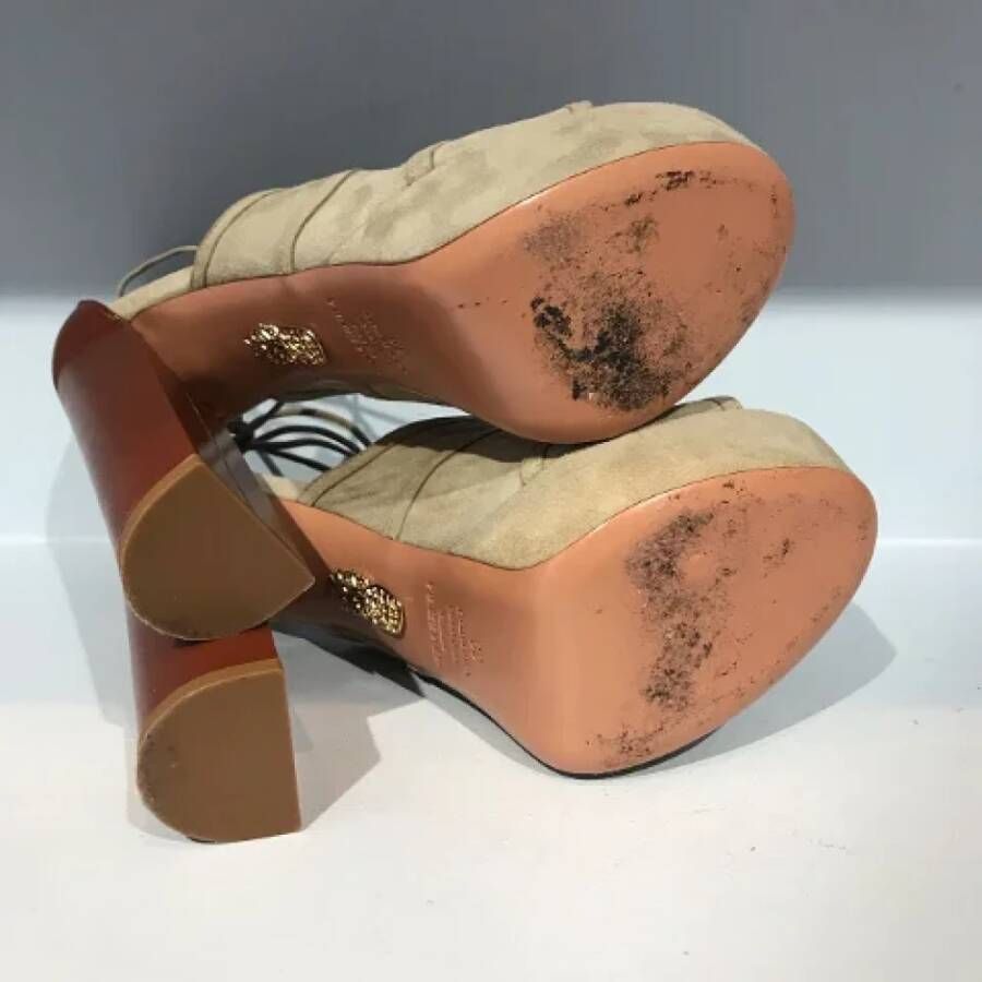 Aquazzura Pre-owned Suede sandals Beige Dames