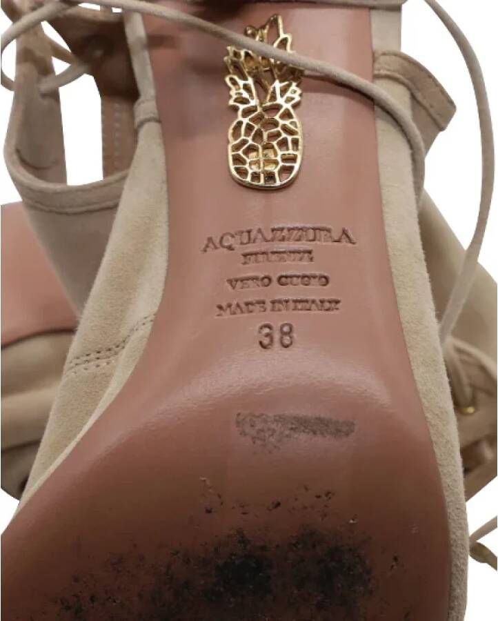 Aquazzura Pre-owned Suede sandals Beige Dames