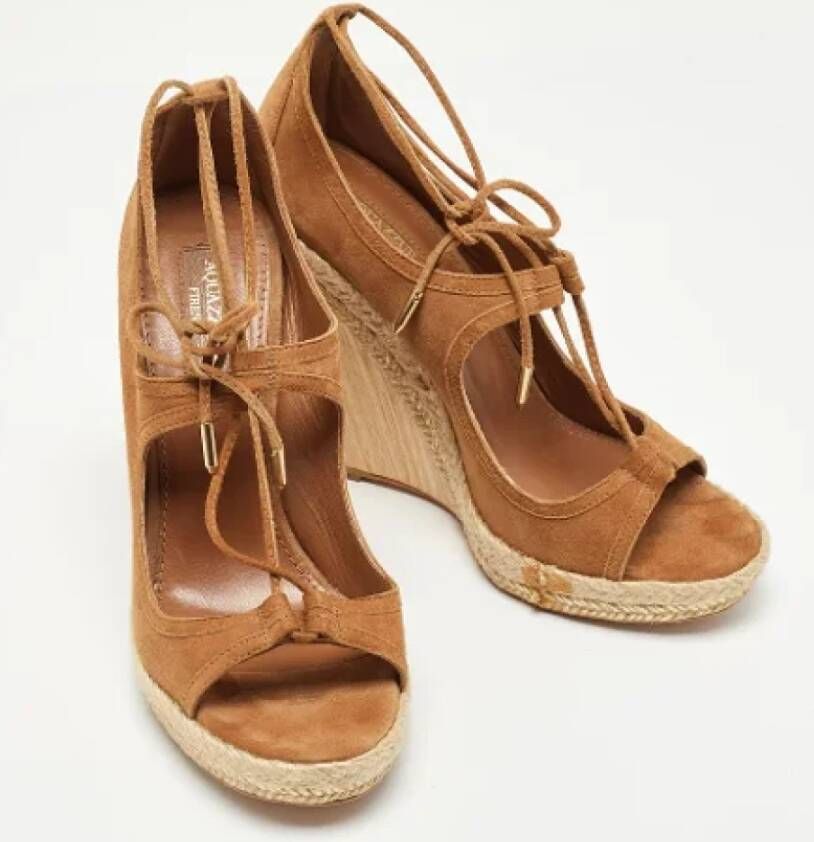 Aquazzura Pre-owned Suede sandals Brown Dames