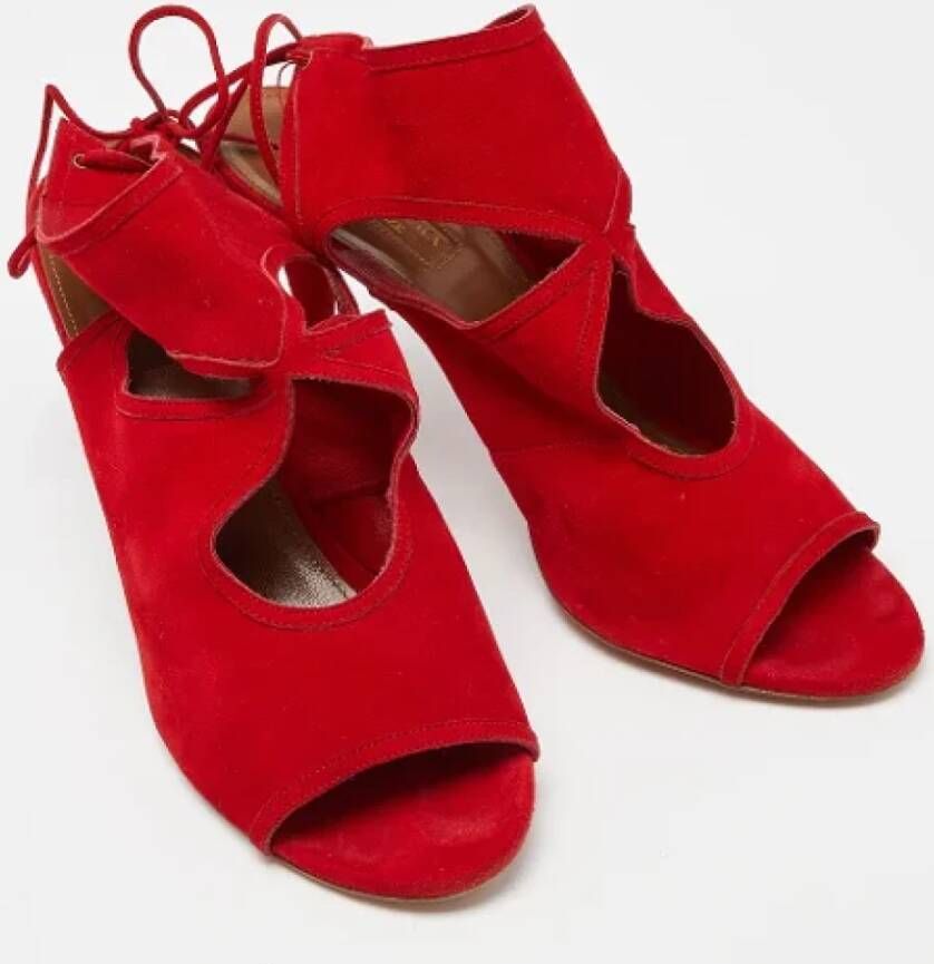 Aquazzura Pre-owned Suede sandals Red Dames