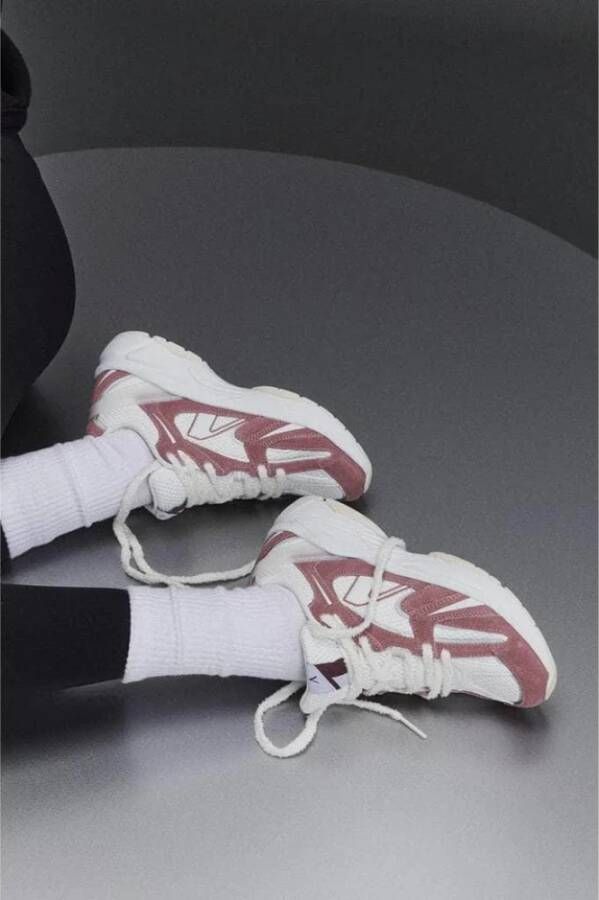 Arkk Copenhagen Paars Witte Sneaker met Modern Design