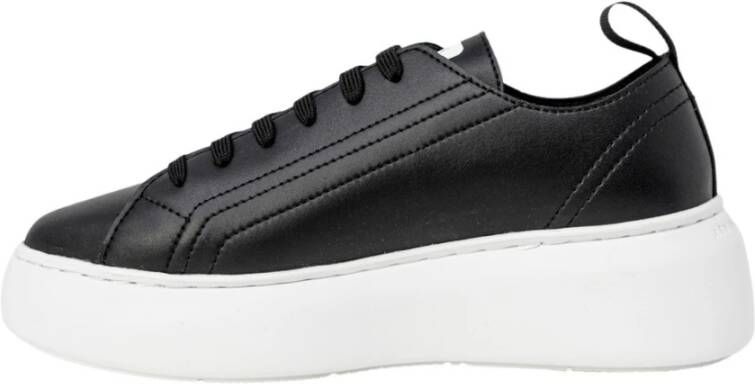 Armani Exchange Sneakers Zwart Dames