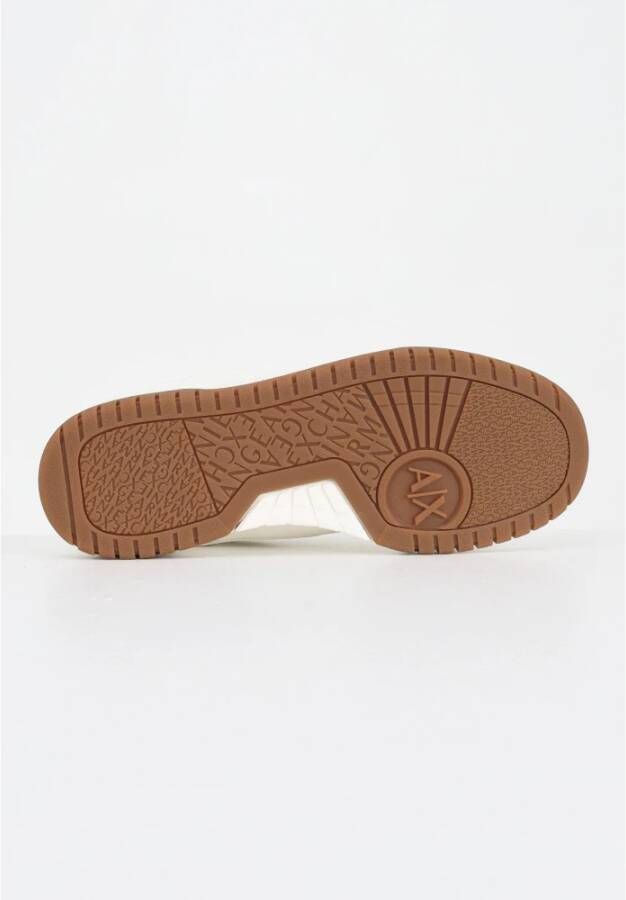 Armani Exchange Vintage stijl beige sneakers