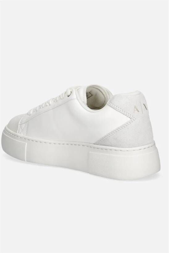 Armani Exchange Witte Atletische Sneakers met Contrasterende Inzetstukken