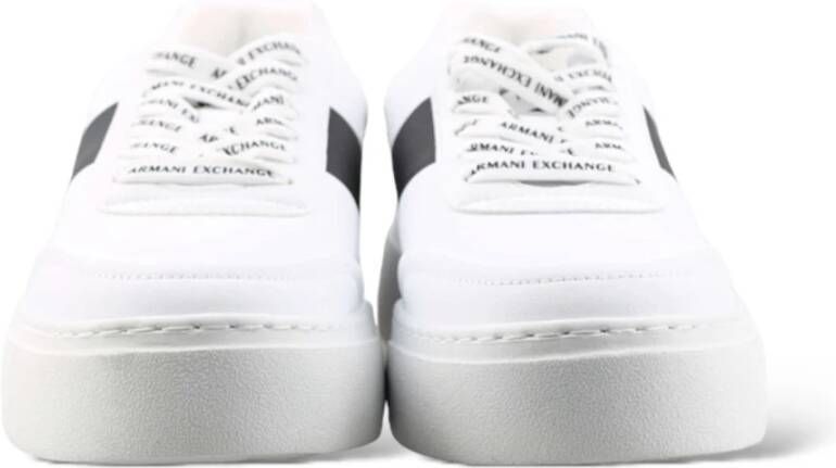 Armani Exchange Witte Basic en Elegante Damessneakers Wit Dames