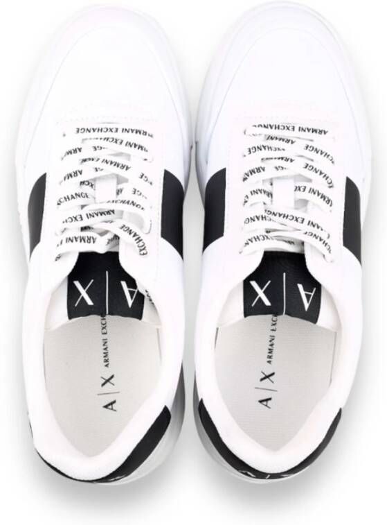 Armani Exchange Witte Basic en Elegante Damessneakers Wit Dames