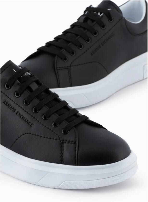 Armani Exchange Witte leren lage sneakers