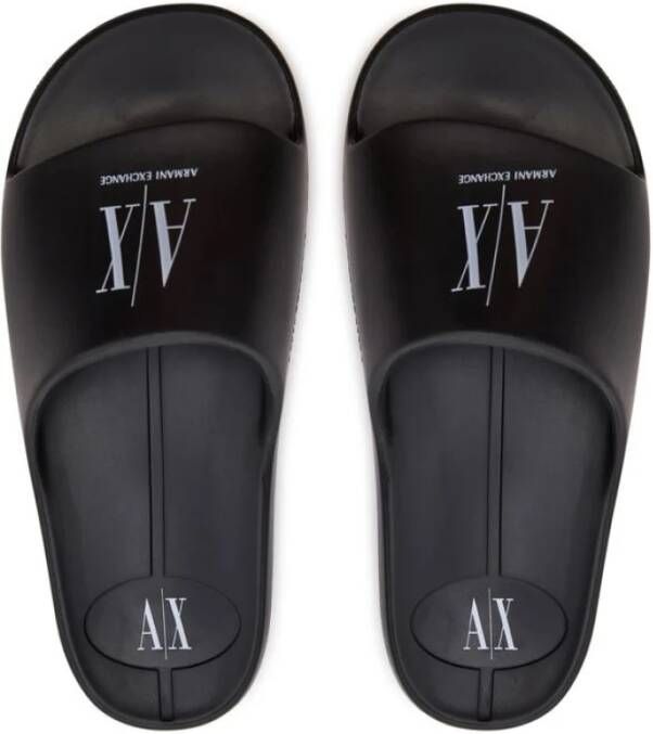 Armani Exchange Zwarte en witte polyethyleen sandalen Black Dames